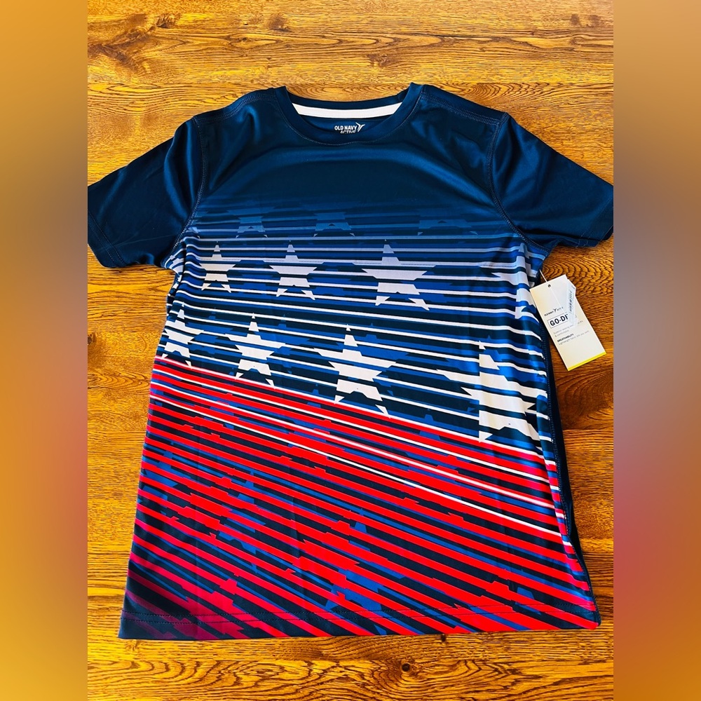 Boys NWT Size Large Old Navy Active Go-Dry Stars and Stripes Shirt